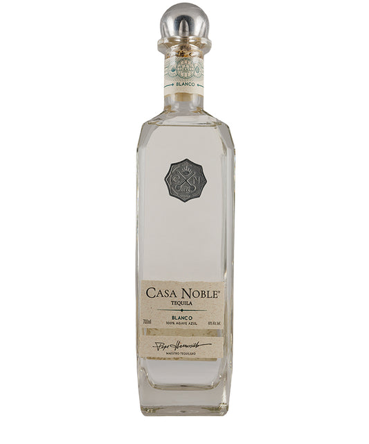 Casa Noble Tequila Blanco clear spirit from Mexico – spirit bottle image
