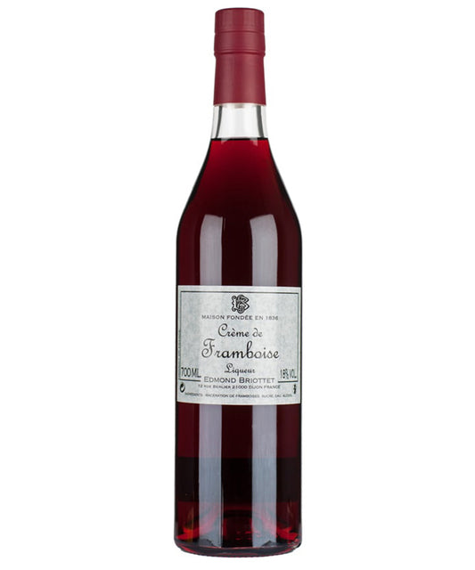 Creme de Framboise Briottet French raspberry liqueur – spirit bottle image
