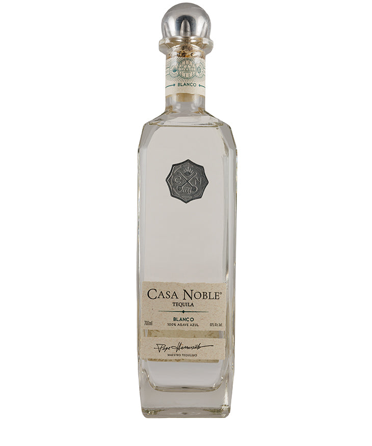 Casa Noble Tequila Blanco clear spirit from Mexico – spirit bottle image
