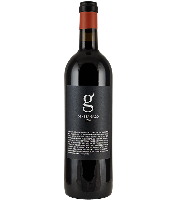 Bottle of Telmo Rodriguez Dehesa Gago Toro 2024 Spanish red wine with black and orange label