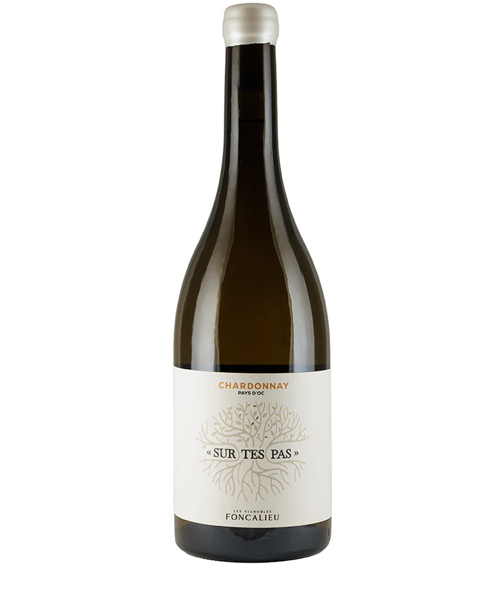 Les Vignobles Foncalieu Chardonnay Sur Tes Pas 2025 white wine bottle on a plain background