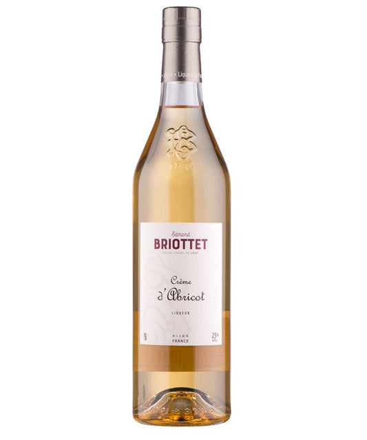 Creme d'Abricot Briottet apricot cream liqueur from France – spirit bottle image